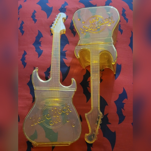 Set of 2 Guitar Shaped Vintage Hard Rock Cafe Drink Shakers